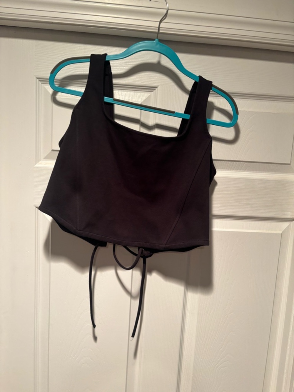 Black Women's Square-Neck Crop Tank Top